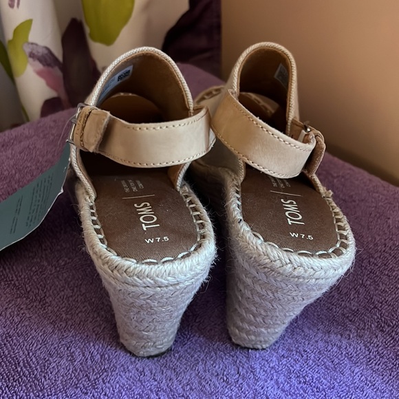 Toms Monica Wedges NEW size 7.5 - Picture 2 of 6